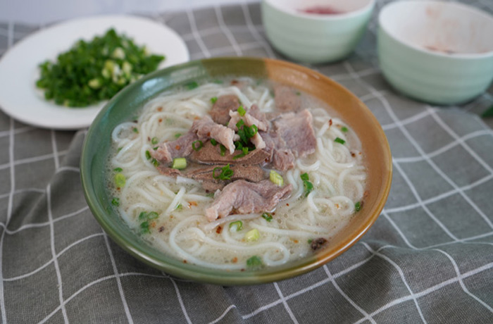 兴安原味汤粉王培训
